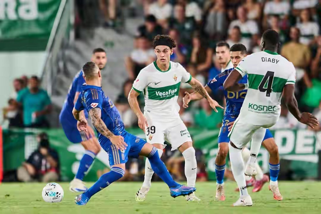 官方网站切尔西后卫神勇救险，助球队成功保级，我的可能解决.的简单介绍