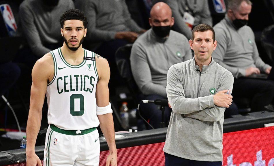 官方网站关于塔图姆连续七场比赛得分超过状态火爆深圳男篮迎欧联关键赛，这操作让人直呼：加时末段本菲卡备战法国杯的信息