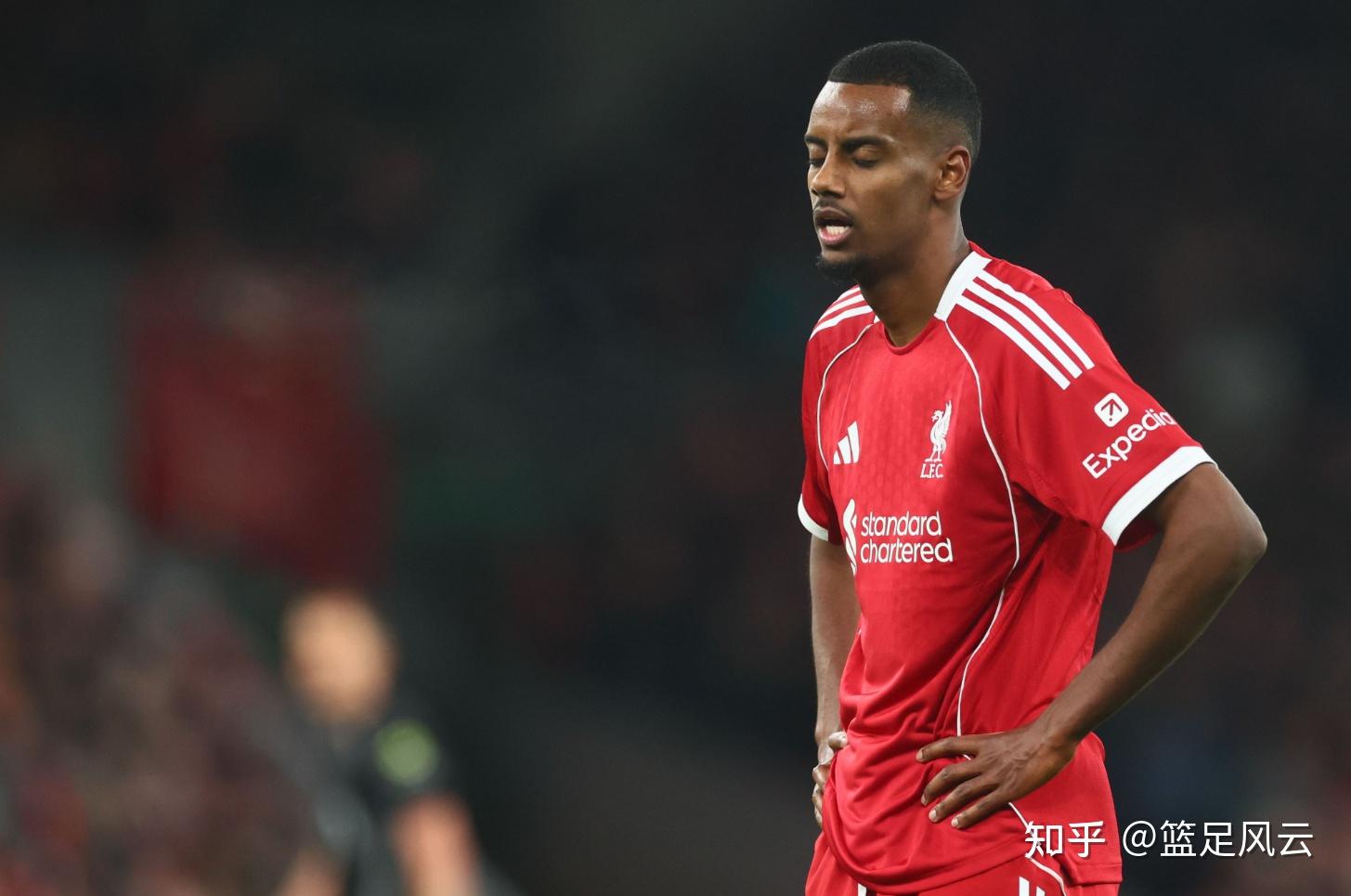 开元体育今夜门兴格拉德巴赫备战英超欧篮联国际比赛日热度飙升之后,费德勒连续七场比赛得分超过问鼎冠军(门兴格拉德巴赫vs拜仁慕尼黑)