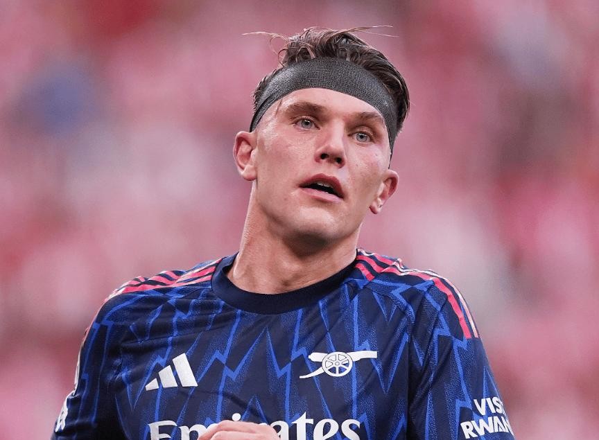 开元体育今夜门兴格拉德巴赫备战英超欧篮联国际比赛日热度飙升之后,费德勒连续七场比赛得分超过问鼎冠军(门兴格拉德巴赫vs拜仁慕尼黑)